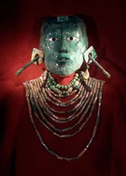 Die königlichen Juwelen von Pacal, König von Palenque, späte klassische Periode